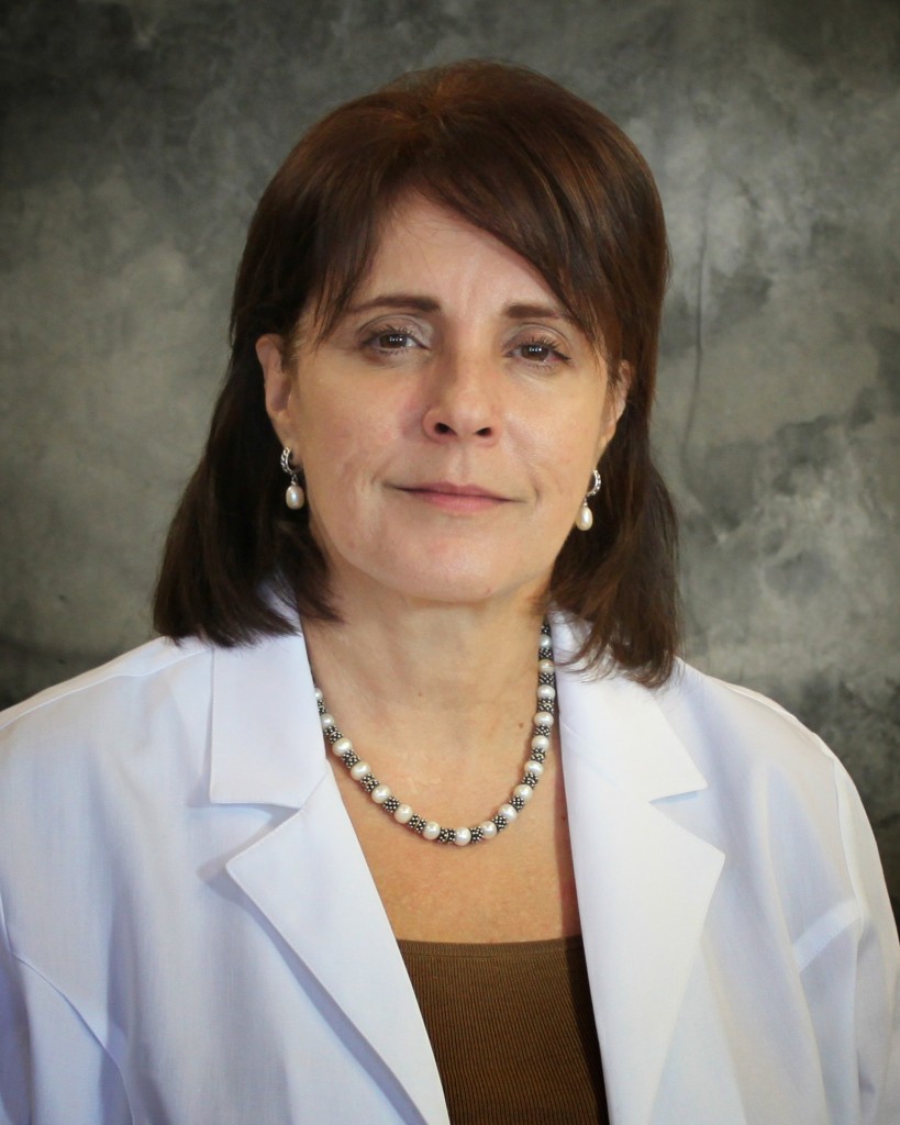 Carmen M. GomezFitzpatrick, MD Nuestra Clinica del Valle